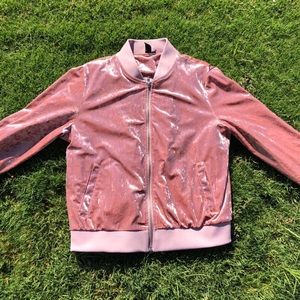 pink fuzzy Windsor jacket 🎀✨